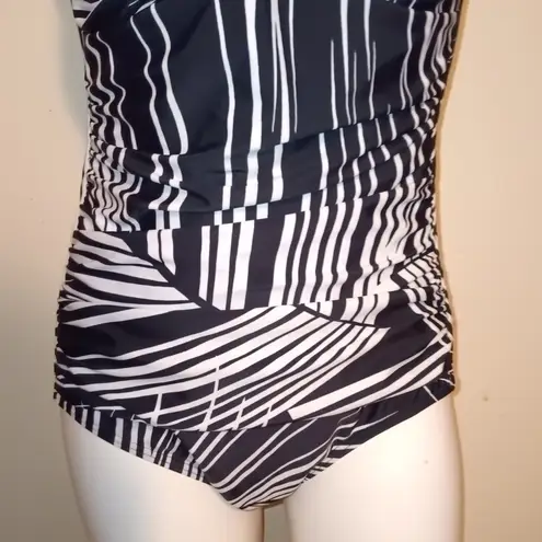 Swimsuit For All Swimsuits For All Shore Club One Piece Swimsuit-Size 12-Twist Front-Slimming-UPF