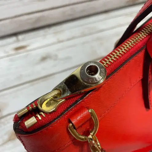 Henri Bendel  West 57th Satchel EUC