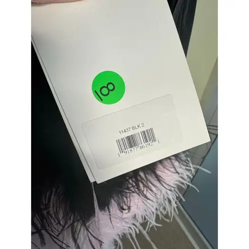 Mac Duggal NWT Feather Finished Short Beaded Beaded Dress in Black Size 2