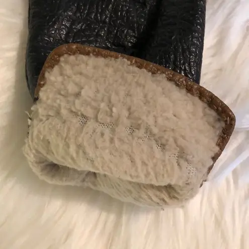 Vintage Van Raalte Faux Leather Ladies Gloves