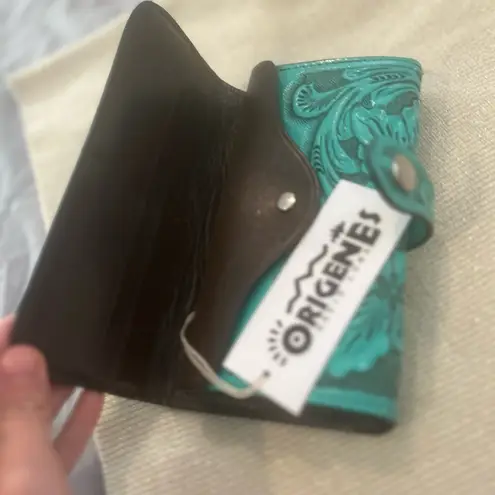 NWT Origenes Leather Turquoise Wallet. Green