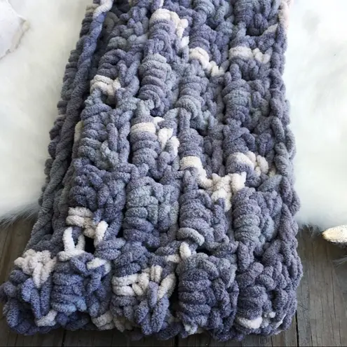 CHUNKY KNIT Handmade Infinity Scarf Ivory & Gray