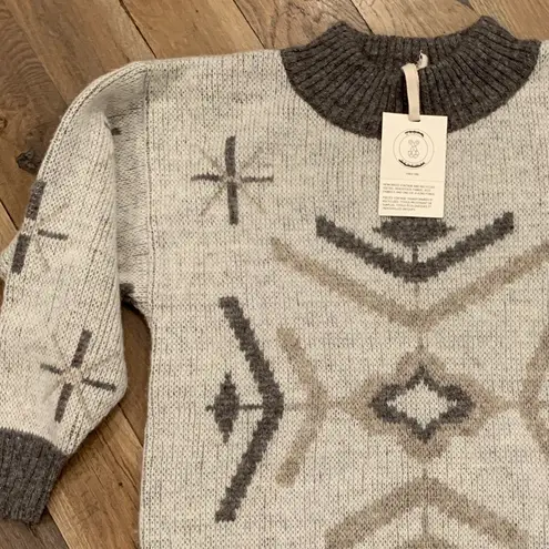 Urban Renewal Gray Reworked Vintage Sweater Size Large