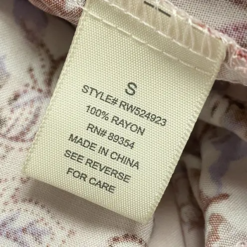 No Comment Women’s floral smocked tie shoulder midi dress small