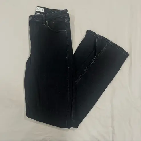 Abercrombie & Fitch NWOT  Black Curve Love Split Hem Skinny High Rise