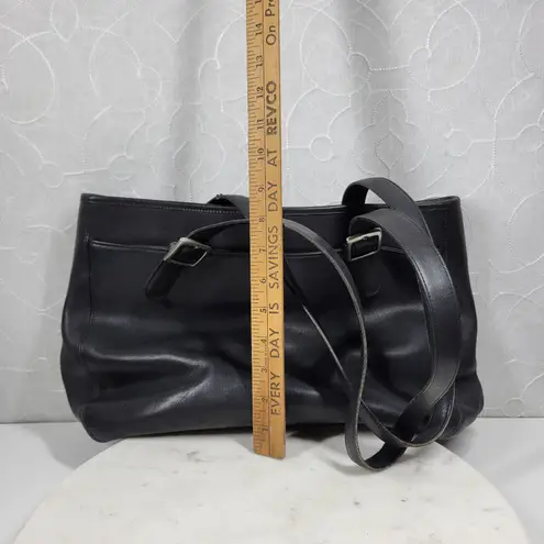 Coach Vintage  Legacy Tote Bag Black‎ Soft Leather Compartments Shoulder Straps