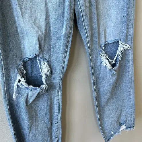 Oasis by eunina Jeans Light Washed Distressed Ripped Juniors Size 5