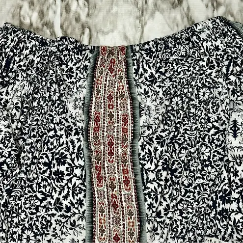 Peter Nygard Lovely Floral Patterned Peasant Shirt Blouse Boho Chic Witchy Wicca