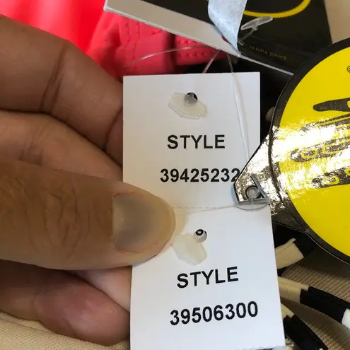 Body Glove Neon Pink Bikini Top with Geometric Bottom small top xsmall bottoms