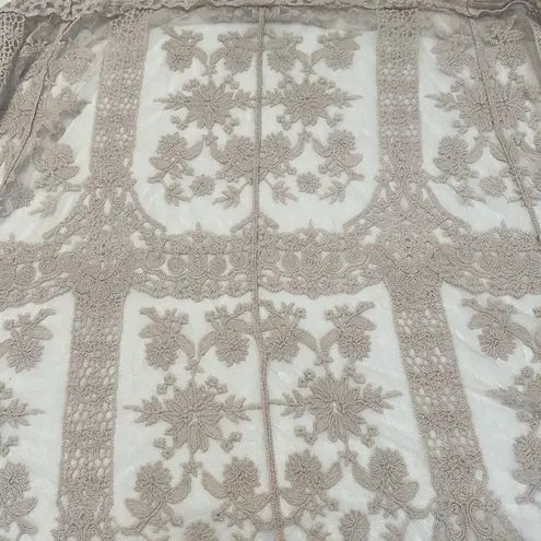 Rebellion NWT szS āoatmealā color long lace embroidered vest cover up kimono