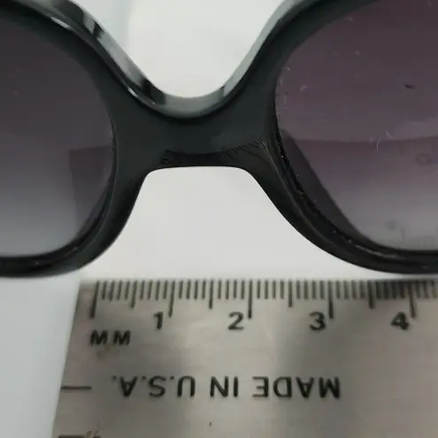 Dolce & Gabbana Womens Sunglasses Black Frame Gradient Lens 58mm Case Box Italy