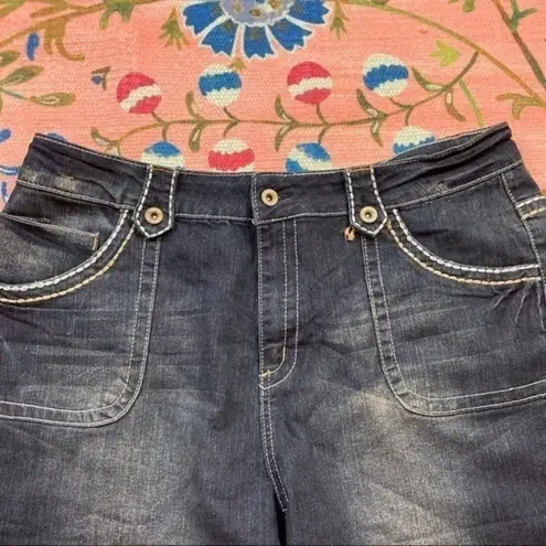 Kiss Therapy Stretch Dark Wash Denim Shorts Blue Size 18