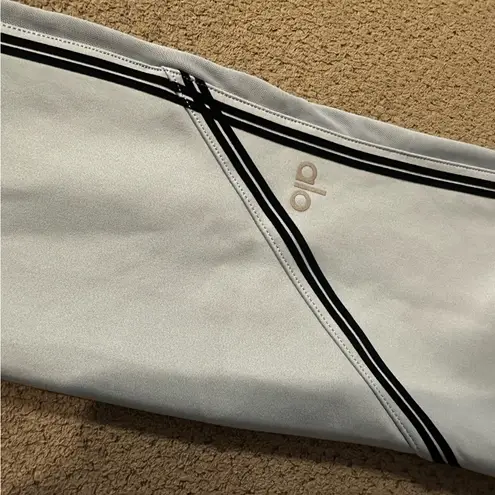 Alo Yoga NWT  Airlift Mesh Line Legging RARE SOLDOUT XS Celestial Blue