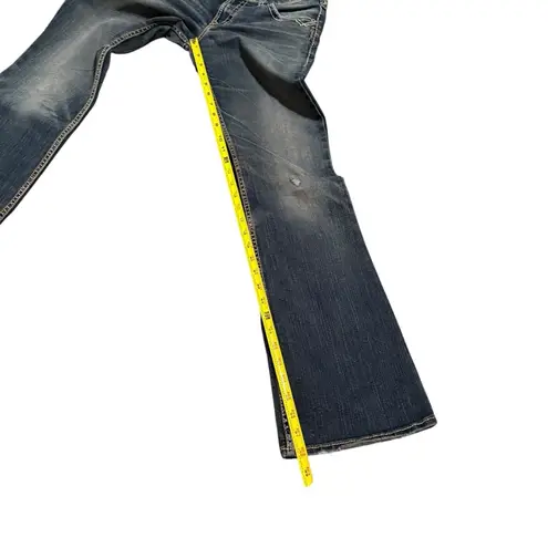 Silver Jeans Y2K Silver Size 28x31 Suki Surplus Bootcut Jeans Distressed Flap Pockets Western