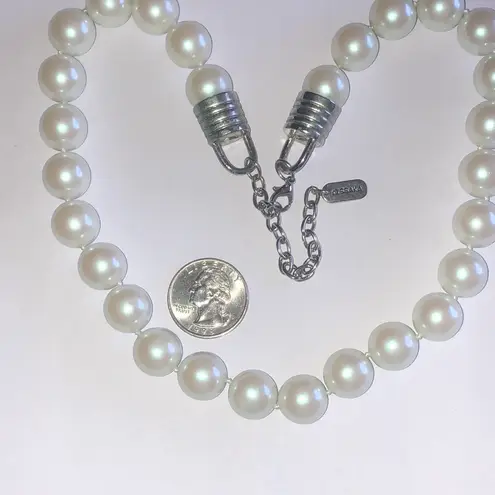 Kissaka Brand Elegant White Chunky Faux Pearl Necklace