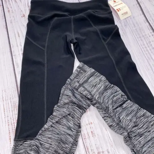 Vimmia black leggings new with tags size small