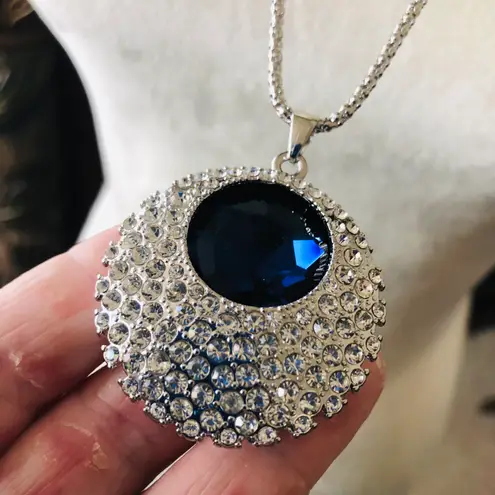 Faceted round royal blue glass stone rhinestone medallion amulet long necklace