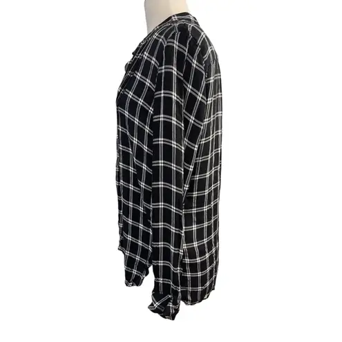 Gap Women's  Black & White Plaid Button Up Shirt Size M