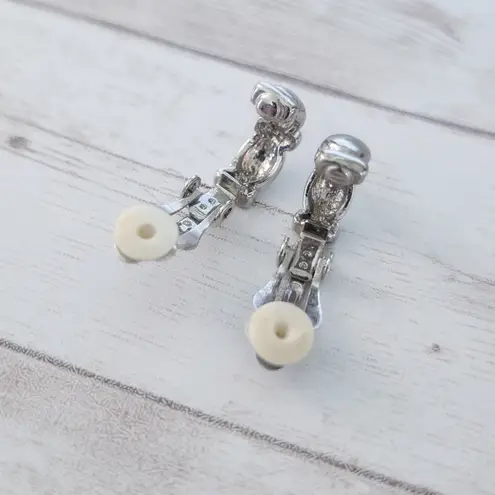 Vintage Clip On Earrings Stylish Chunky Silver Tone Half Hoop 0.75"