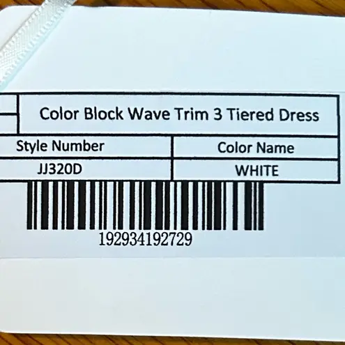 English Factory Colorblock Wave Trim 3 Tiered Dress White Ruffle NWT Size Small