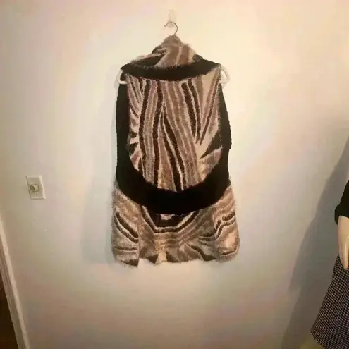 Liquid by Sioni Mixed Print Sweater Cardigan Jacket Vest Size 2X Faux Fur Brown