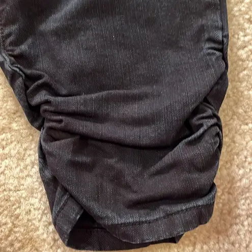 Newport News Black vintage Jeanology Capris Jeans Size 8