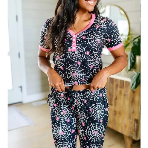 Shirley & Stone Halloween spiderweb jogger pajama set pink & black Size XL