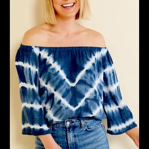 Michael Stars Tie Dye peasant top. New