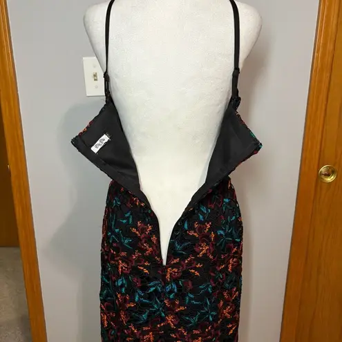 Chi Chi London Payge Halter Neck Lace Cocktail Dress black size 6