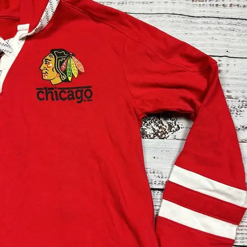 NWT Chicago Blackhawks t