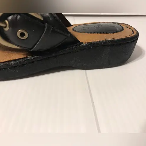 Born concept  black slide on Thong sandals size 7