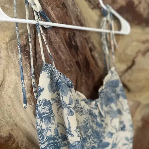 Commense Floral Print Ruffle Hem Knotted Short Dress size small Blue