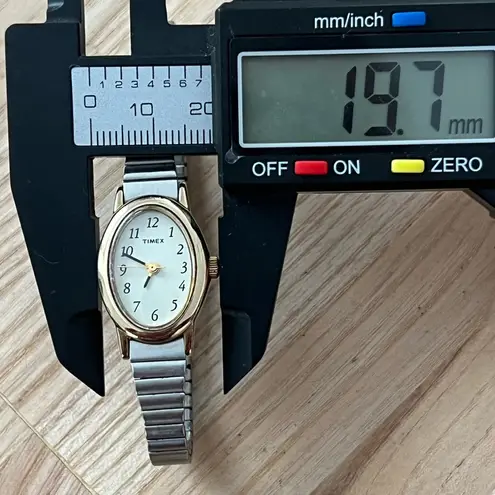 Timex Vintage Ladies Watch Gold-Tone Case Matte Stainless Bracelet White Dial