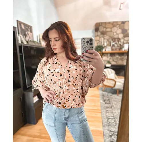 Versona speckled top