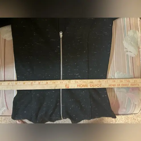 Wilfred Aritzia black and white zipper front long sleeve dress size Small