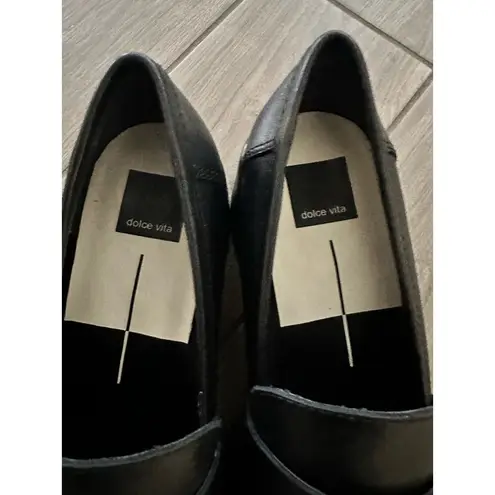 Yanni Loafer in Black
Dolce Vita Size 8