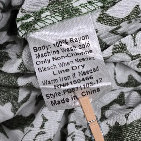 Fun 2 Fun Top Women Small Green Pleated V Neck Floral Print Long Sleeve XS