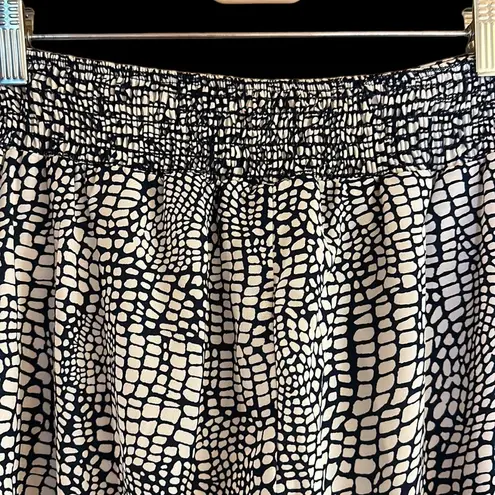 Eight Sixty Wide Flare Blue & White Bellbottom Pants New with Tags