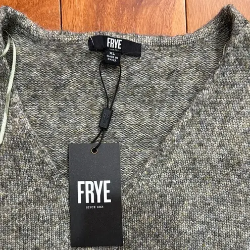 Frye NWT  Gray V-Neck Sweater with Long Sleeves in size XL.