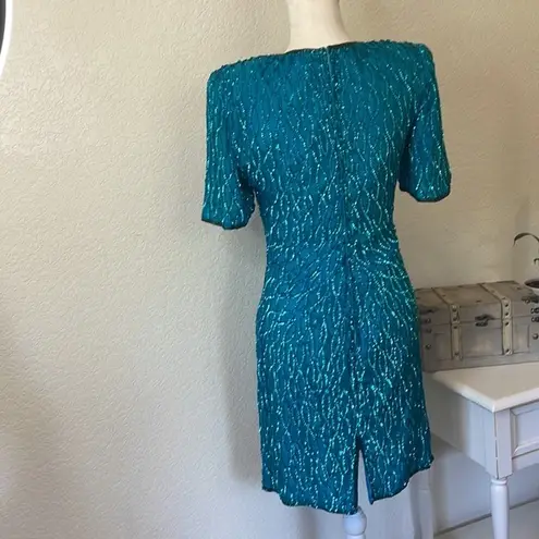VINTAGE TEAL SEQUIN SPARKLY SHIFT DRESS. Size 6 Blue