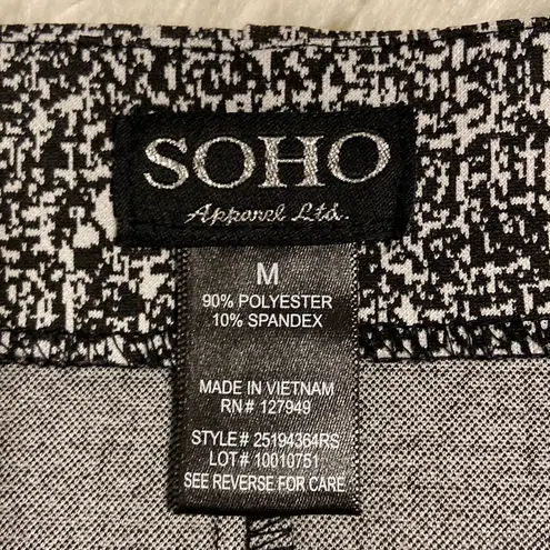 Soho  Skirt black and white design brand new with tag waist 32” elastic see photo