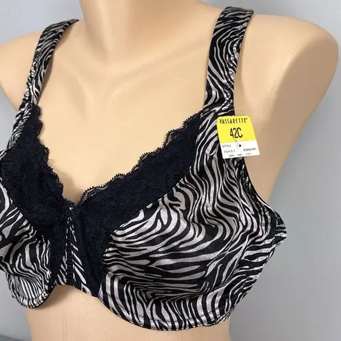 Vassarette Vintage New  Bra Size 42C Second Skin Satin 75457 Animal Print Unlined