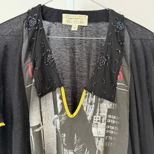 Burning Torch sz L Black Graphic Tee Shirt Kimono Style Overlay Beaded Collar Size L