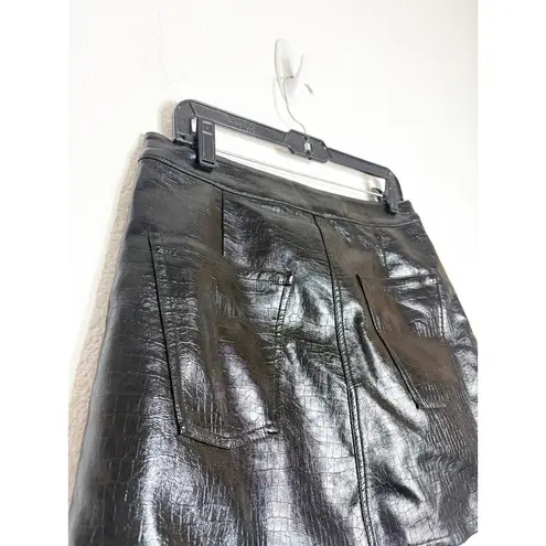 Torn By Ronny Kobo Donnie Asymterical Skirt Size Large Black Snakeskin Pleather