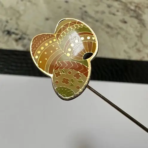 Gold Tone Easter Egg Lapel Stick Pin Signed SWIB 1980