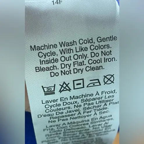 DKNY - Trendy Royal Blue V-Neck Winter Sweater with Puffed Sleeve Size L