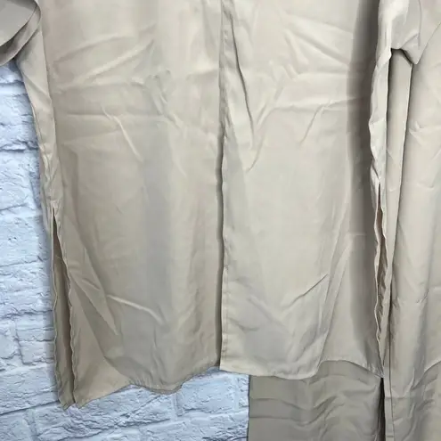 Cacique Womens Short Sleeve Lounge Pajama Set Size M Beige Silky Pants Tunic 2pc