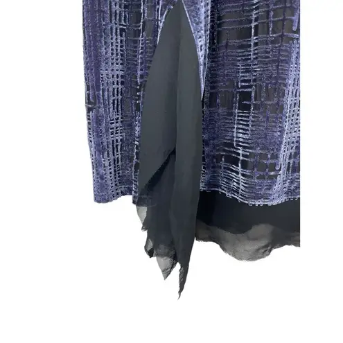 Simply Vera Wang Purple Black Velvet Burnout Long Sleeve V