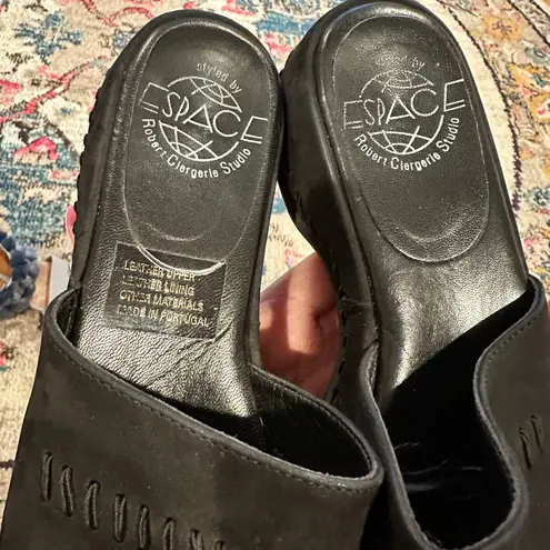 ROBERT CLERGERIE BLACK PLATFORM SLIPIN SANDAL SHOES Size 7.5