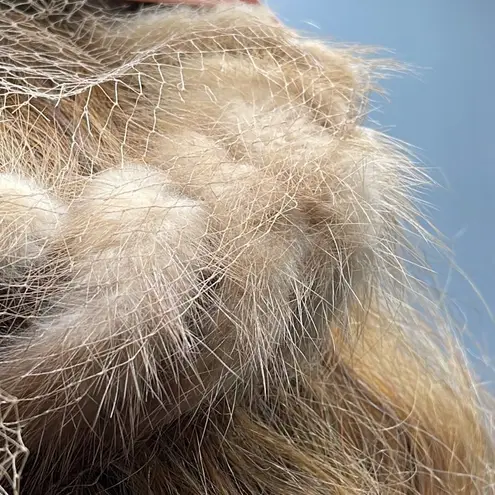 Vintage 1960’s tan Mink pill box Champagne satin ribbon with veil cage Brown